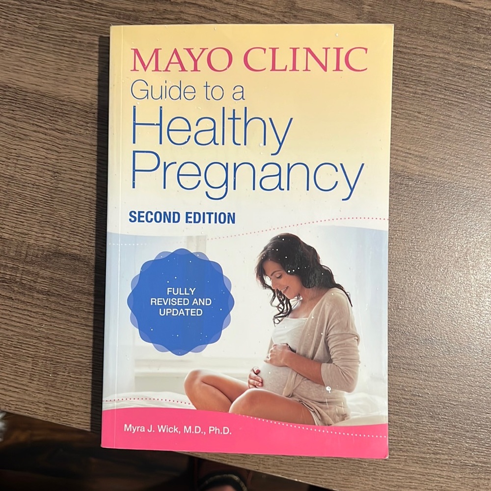 Guide to healthy pregnancy book